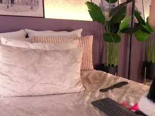 Live webcam model ellediane on Soda Cams