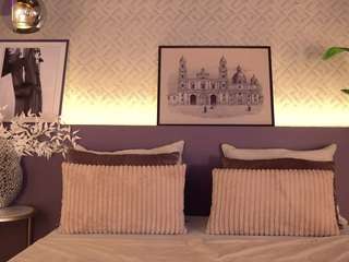 ellediane Live Webcam on CamSoda