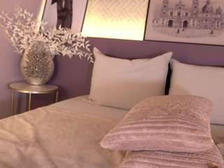 ellediane Live Webcam on CamSoda