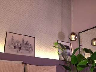 ellediane Live Webcam on CamSoda