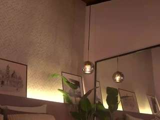 ellediane Live Webcam on CamSoda