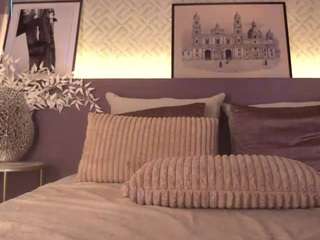 ⭐Tip me 101 to activate earthquake mode⭐Control lush x 102 tkns⭐Spin the wheel x 53 tks [42 tokens remaining]