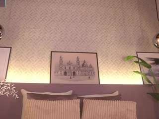 Live webcam model ellediane on Soda Cams