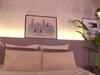 Live webcam model ellediane on Soda Cams