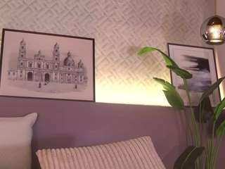 ellediane Live Webcam on CamSoda