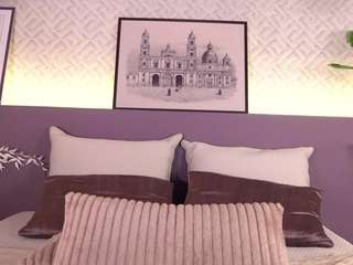 ellediane Live Webcam on CamSoda