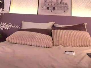 ellediane Live Webcam on CamSoda