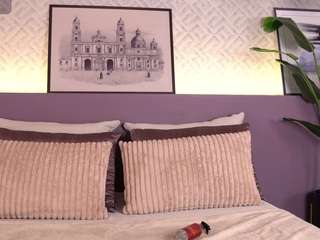 ellediane Live Webcam on CamSoda