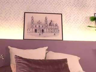 Elle Diane 👑 live cam