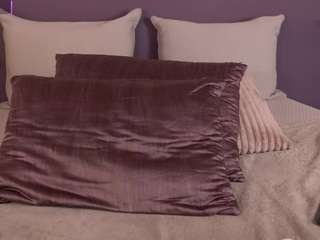 Live webcam model ellediane on Soda Cams