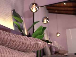 ellediane Live Webcam on CamSoda