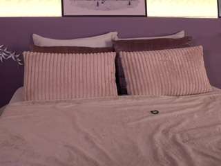 ⭐Tip me 101 and you hear me moan⭐Control lush x 102 tkns⭐Spin the wheel x 53 tks [40 tokens remaining]