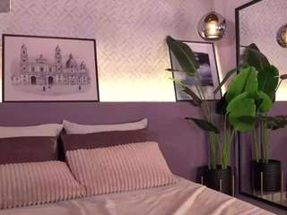 Live webcam model ellediane on Soda Cams