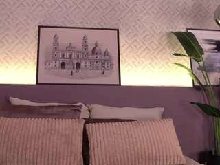 Live webcam model ellediane on Soda Cams