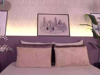 Live webcam model ellediane on Soda Cams