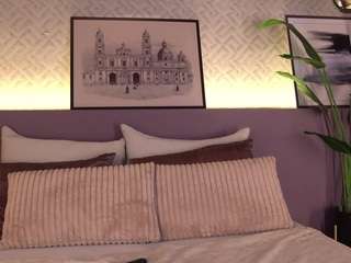 ellediane Live Webcam on CamSoda