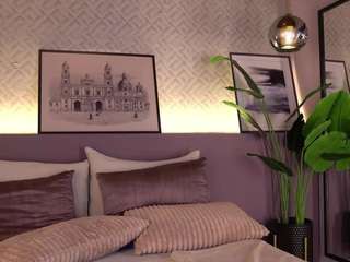 Live webcam model ellediane on Soda Cams