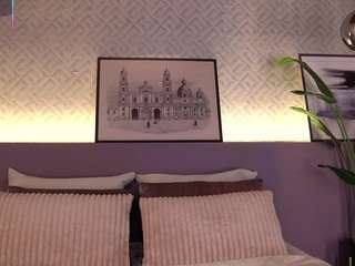 Live webcam model ellediane on Soda Cams