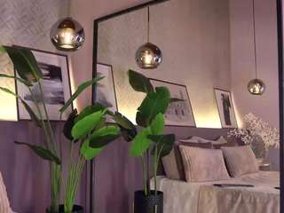 ellediane Live Webcam on CamSoda