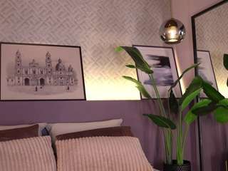 Live webcam model ellediane on Soda Cams