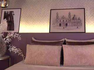 ellediane Live Webcam on CamSoda