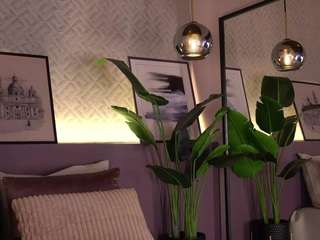 ellediane Live Webcam on CamSoda