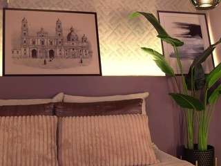 ellediane Live Webcam on CamSoda