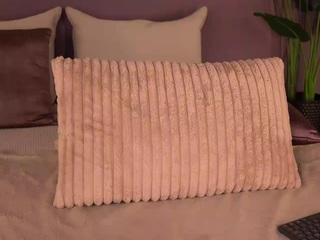 ellediane Live Webcam on CamSoda