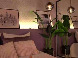 ellediane Live Webcam on CamSoda