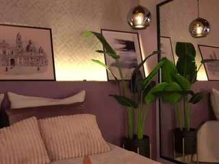 ellediane Live Webcam on CamSoda