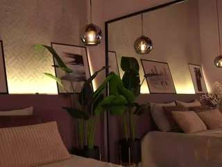 ellediane Live Webcam on CamSoda