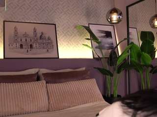 ellediane Live Webcam on CamSoda