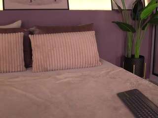 ellediane Live Webcam on CamSoda