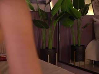 ellediane Live Webcam on CamSoda