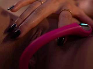 ellediane Live Webcam on CamSoda