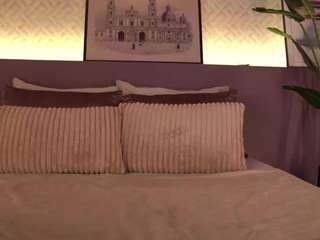 ellediane Live Webcam on CamSoda