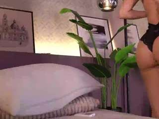 ellediane Live Webcam on CamSoda