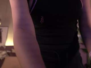 Elle Diane live cam