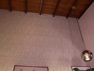 Ellediane's cam show statistics and live stream