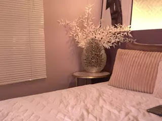 Elle Diane 👑's Live Sex Cam Show