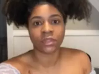 PiscesVixxxen's Live Sex Cam Show