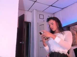 sofia-waltonx1 Live Webcam on CamSoda