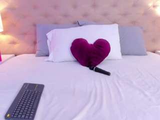 madelynngray's CamSoda show and profile