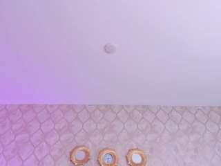 MadelynnGray live webcam show