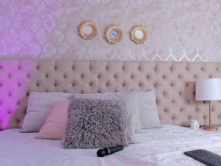 MadelynnGray live cam preview
