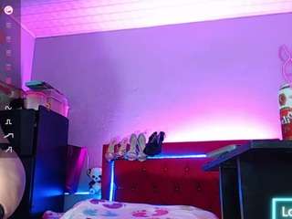 alexahotter1 Live Webcam on CamSoda
