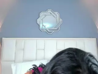 Priscila25's Live Sex Cam Show