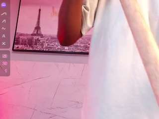annyroy Live Webcam on CamSoda