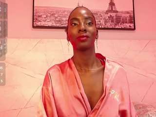 annyroy Live Webcam on CamSoda