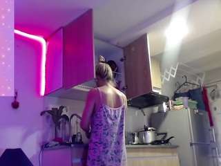 allyson-stonne